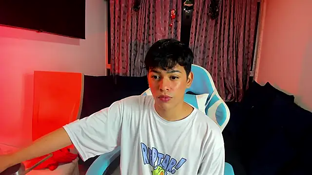 Snapshot of Franco_Rizzo_ chatting on January 10, 12:17 am Franco Rizzo online show from January 10, 12:17 am