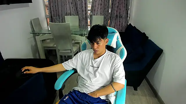 Snapshot of Franco_Rizzo_ chatting on February 6, 10:32 pm Franco Rizzo online show from February 6, 10:32 pm