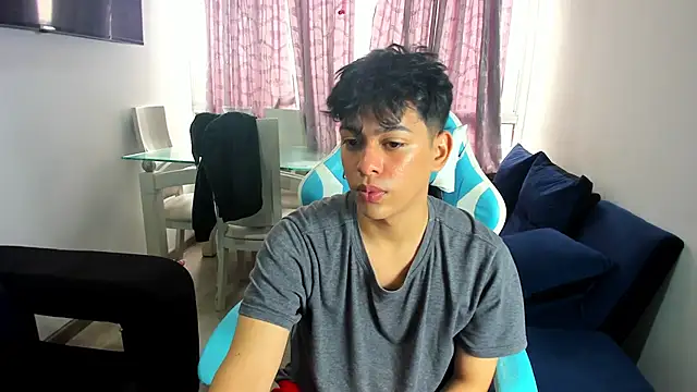 Snapshot of Franco_Rizzo_ chatting on February 8, 7:49 pm Franco Rizzo online show from February 8, 7:49 pm