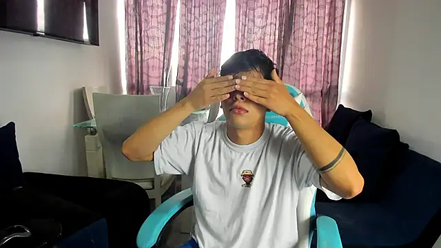 Snapshot of Franco_Rizzo_ chatting on February 22, 9:59 pm Franco Rizzo online show from February 22, 9:59 pm