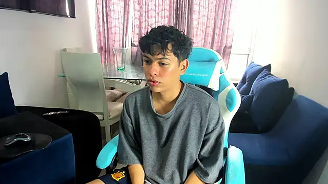 Snapshot of Franco_Rizzo_ chatting on February 24, 8:47 pm Franco Rizzo online show from February 24, 8:47 pm