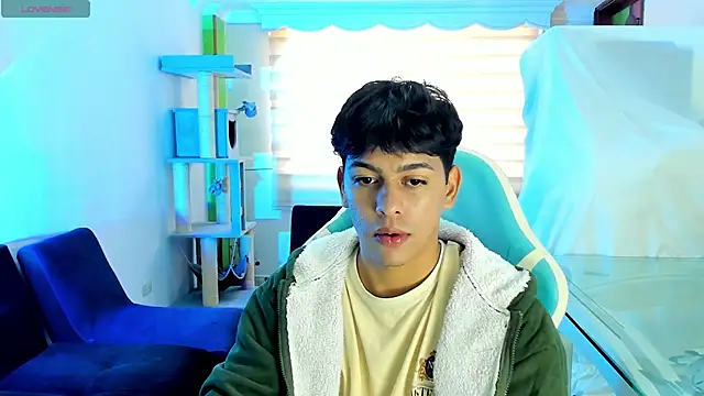 Snapshot of Franco_Rizzo_ chatting on October 2, 9:22 pm Franco Rizzo online show from October 2, 9:22 pm