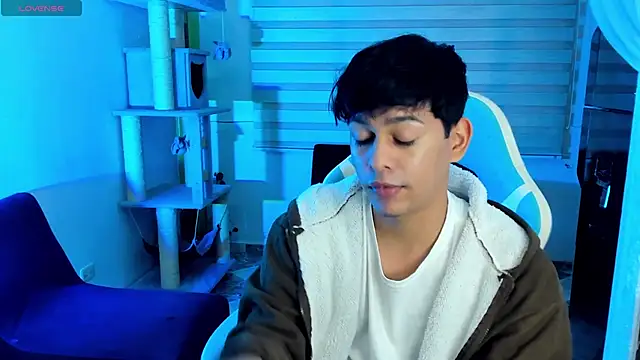 Snapshot of Franco_Rizzo_ chatting on October 5, 12:31 am Franco Rizzo online show from October 5, 12:31 am