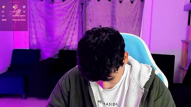 Snapshot of Franco_Rizzo_ chatting on October 12, 8:30 pm Franco Rizzo online show from October 12, 8:30 pm