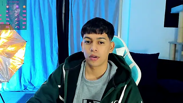 Snapshot of Franco_Rizzo_ chatting on October 26, 4:40 am Franco Rizzo online show from October 26, 4:40 am