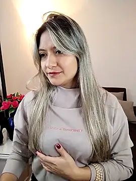 Snapshot of valeriahunter1 chatting on October 12, 12:09 am valeriahunter1 online show from October 12, 12:09 am