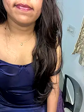 Snapshot of kannadatelugugirl chatting on December 5, 12:52 am kannadatelugugirl online show from December 5, 12:52 am