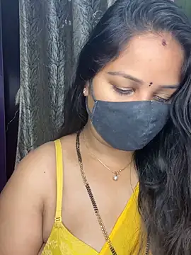 Snapshot of kannadatelugugirl chatting on October 16, 12:44 am kannadatelugugirl online show from October 16, 12:44 am