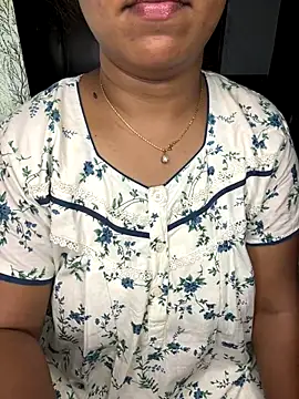 Snapshot of kannadatelugugirl chatting on October 21, 5:41 am kannadatelugugirl online show from October 21, 5:41 am