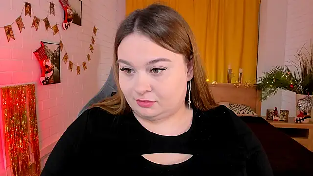 KimberlyMaran online show from December 17, 3:49 pm