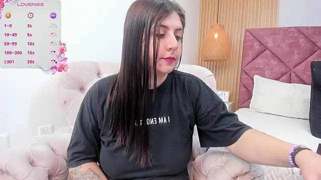 Snapshot of Gabriela_1x chatting on April 1, 12:50 pm Gabriela 1x online show from April 1, 12:50 pm