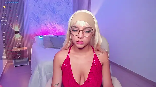 Snapshot of anahi_curlie1 chatting on January 30, 3:33 am anahi curlie1 online show from January 30, 3:33 am