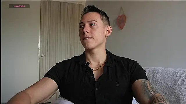 Muscle King Cum online show from June 2, 1:24 pm
