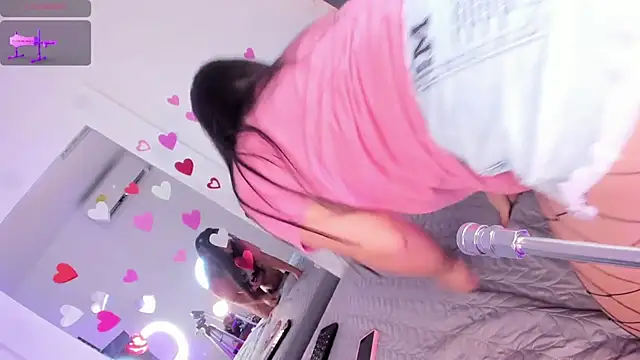 Hilary Smile  online show from March 16, 8:00 pm