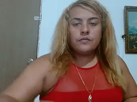 Snapshot of KIARAMARSHALLWELLZ chatting on February 1, 1:44 am KIARAMARSHALLWELLZ online show from February 1, 1:44 am