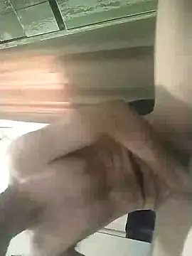 Snapshot of Loiroquermacho chatting on March 31, 7:25 pm Loiroquermacho online show from March 31, 7:25 pm