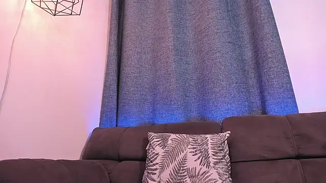 Snapshot of SebastianVilla_ chatting on February 19, 2:12 am SebastianVilla online show from February 19, 2:12 am