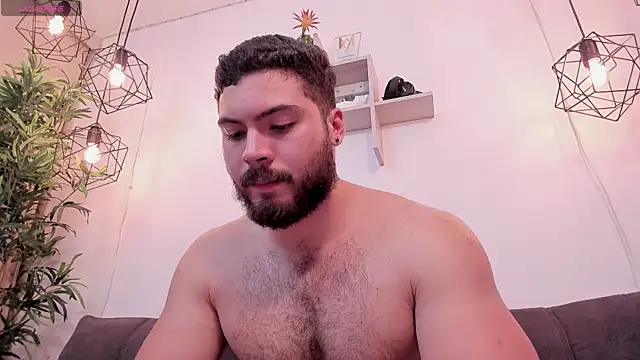 Snapshot of SebastianVilla_ chatting on March 7, 10:21 pm SebastianVilla online show from March 7, 10:21 pm