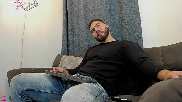 SebastianVilla  online show from September 26, 12:14 am