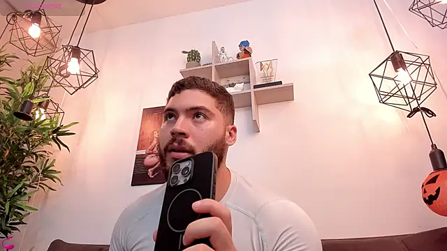 SebastianVilla  online show from October 24, 11:01 pm