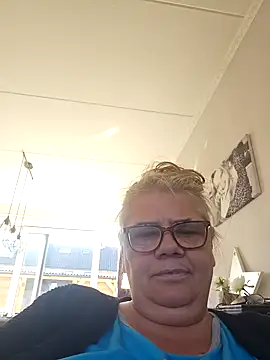 hotladymoon online show from September 24, 9:12 am