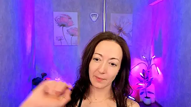 kimberlyray777 online show from March 22, 7:42 pm