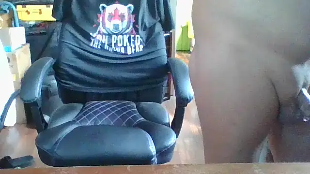 Daremeknot online show from May 3, 2:56 pm
