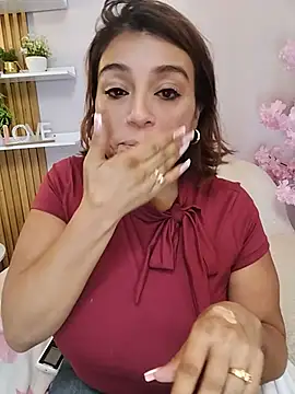 Snapshot of MrsFoucher chatting on July 8, 12:26 am MrsFoucher online show from July 8, 12:26 am