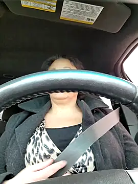 Snapshot of sweetkitty111 chatting on December 15, 8:57 pm sweetkitty111 online show from December 15, 8:57 pm