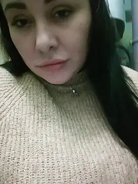 Snapshot of DaisyStreet chatting on January 2, 8:35 pm DaisyStreet online show from January 2, 8:35 pm