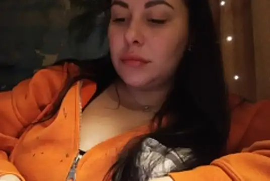 Snapshot of DaisyStreet chatting on January 9, 9:26 pm DaisyStreet online show from January 9, 9:26 pm