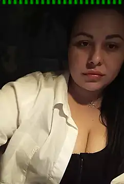 Snapshot of DaisyStreet chatting on February 11, 5:29 pm DaisyStreet online show from February 11, 5:29 pm