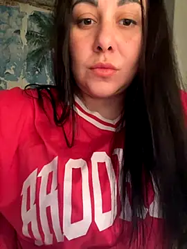 DaisyStreet online show from December 2, 2:56 pm