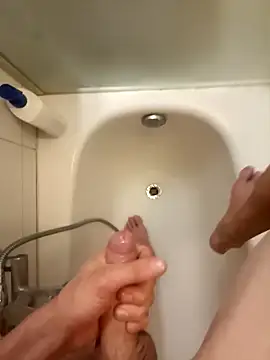 Snapshot of victortt chatting on October 10, 6:07 pm victortt online show from October 10, 6:07 pm