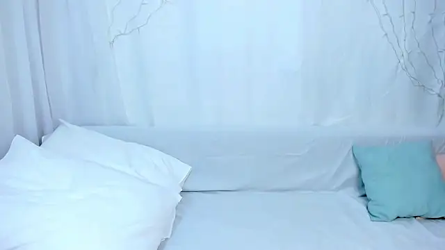 Lily Daviss online show from March 27, 3:01 am