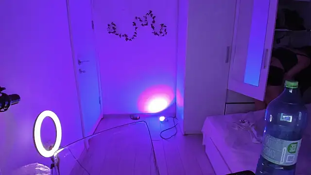 KaylaLaine online show from September 26, 6:06 am