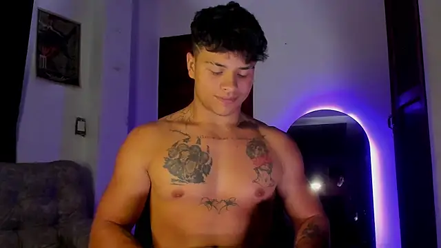 Dominic Biker   online show from May 19, 5:14 am