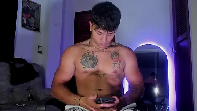 Dominic Biker   online show from June 12, 1:26 am