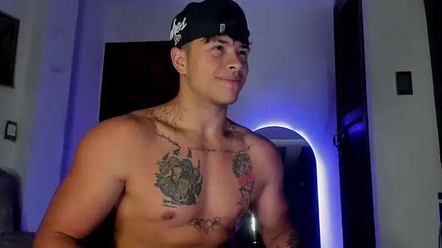 Dominic Biker   online show from July 24, 3:59 am