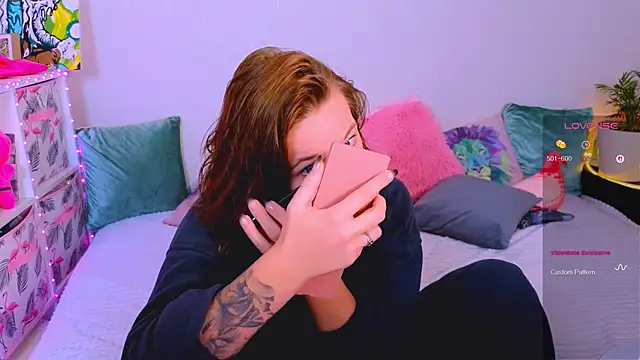 Snapshot of Karen_morris chatting on October 9, 10:57 am Karen morris online show from October 9, 10:57 am