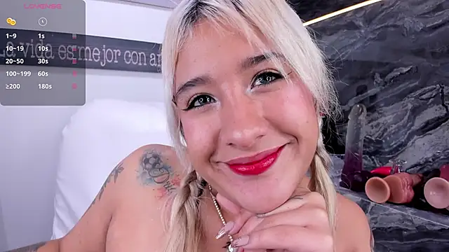 miss danika online show from December 27, 2:12 pm
