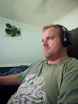 Themilkermanxh online show from September 22, 4:47 am