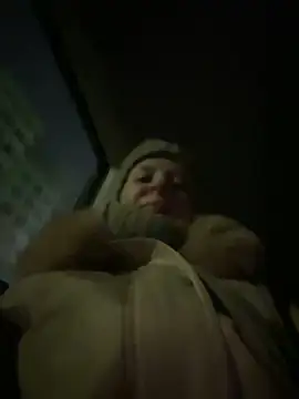 Snapshot of LikaCat chatting on November 8, 12:55 am LikaCat online show from November 8, 12:55 am