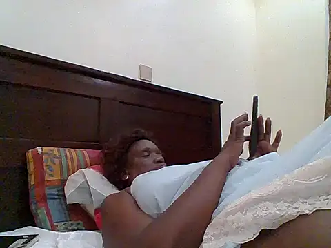 Snapshot of Shaz_brown chatting on December 15, 7:07 pm Shaz brown online show from December 15, 7:07 pm