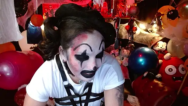 kureiji hentaii online show from October 18, 8:31 pm