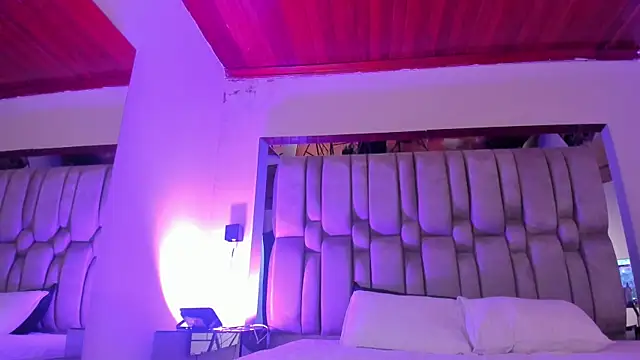 NikkySmiith online show from June 30, 11:55 am