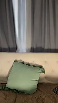 Alison Diaz17 online show from January 15, 10:46 pm