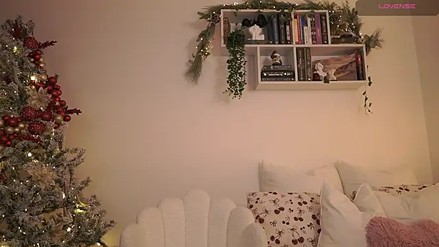 EmilyxRose - online show from December 16, 7:32 pm