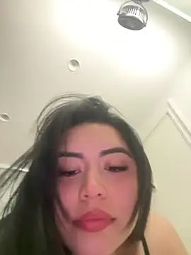 EmilyxRose - online show from June 14, 5:04 pm