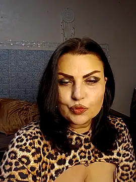 Snapshot of kataleya94 chatting on April 3, 1:31 pm kataleya94 online show from April 3, 1:31 pm